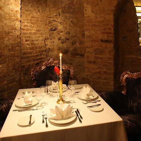 Royal Square Hotel & Suites Riga Bagian luar foto