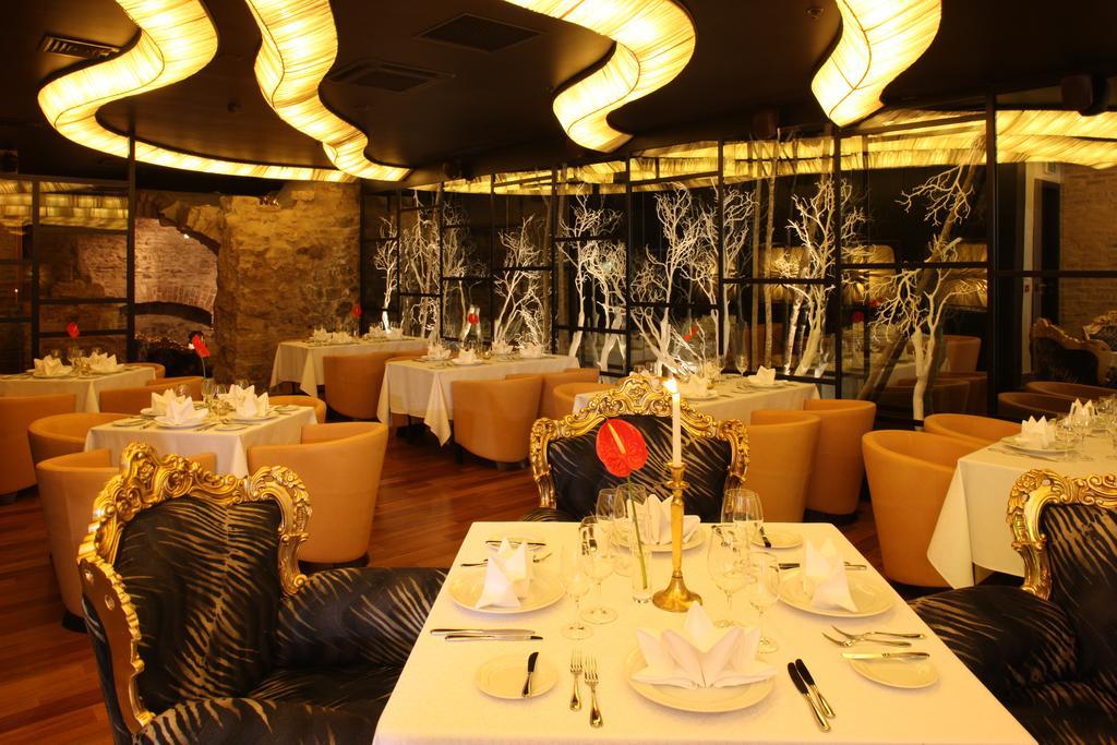 Royal Square Hotel & Suites Riga Bagian luar foto