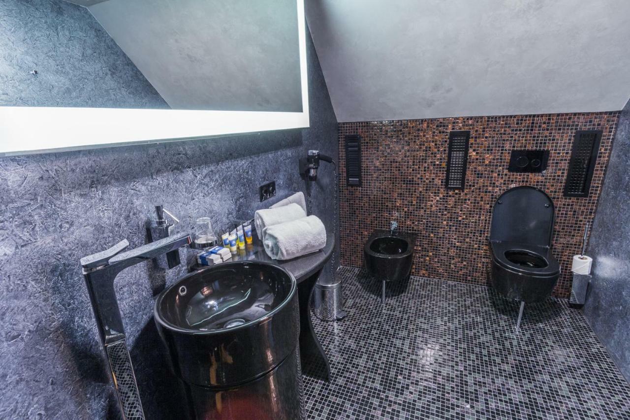 Royal Square Hotel & Suites Riga Bagian luar foto