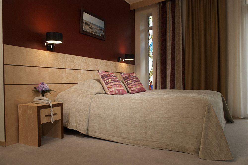 Royal Square Hotel & Suites Riga Ruang foto